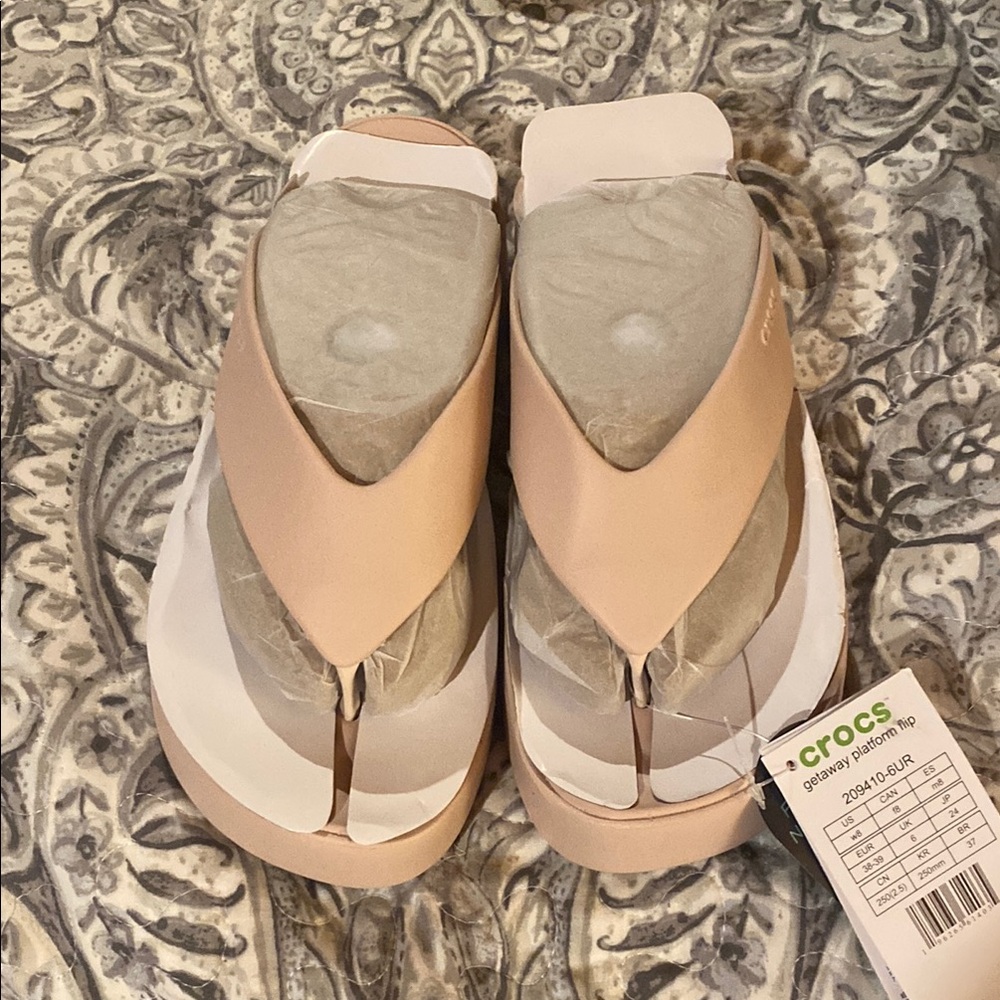 CROCS Women's Blush Sandals